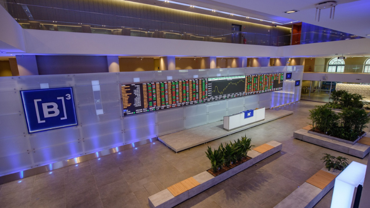 Ibovespa fecha estável às vésperas da Páscoa em meio a tensões no Oriente Médio