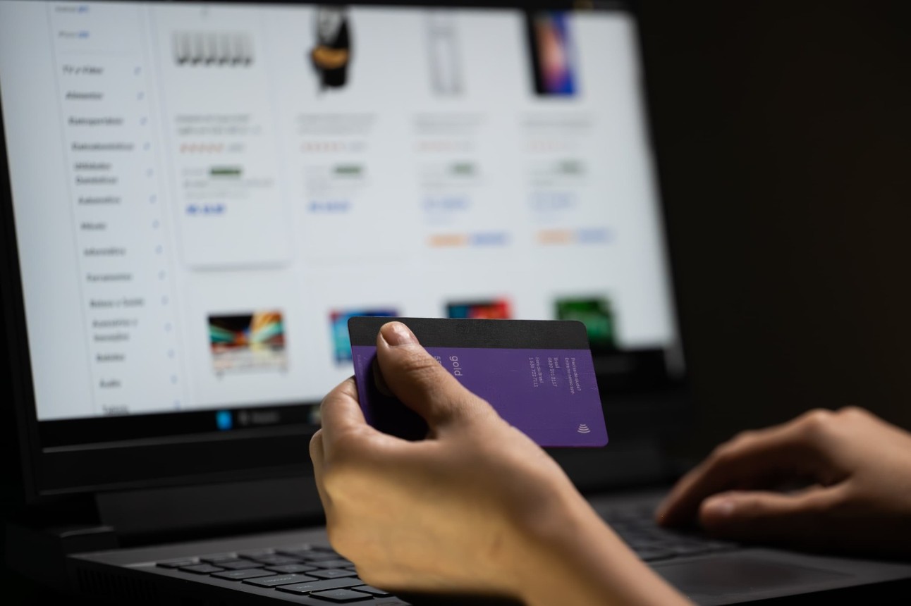 “Taxa das blusinhas” reduz importações em R$ 4,5 bilhões e preserva 135 mil empregos, diz CNI