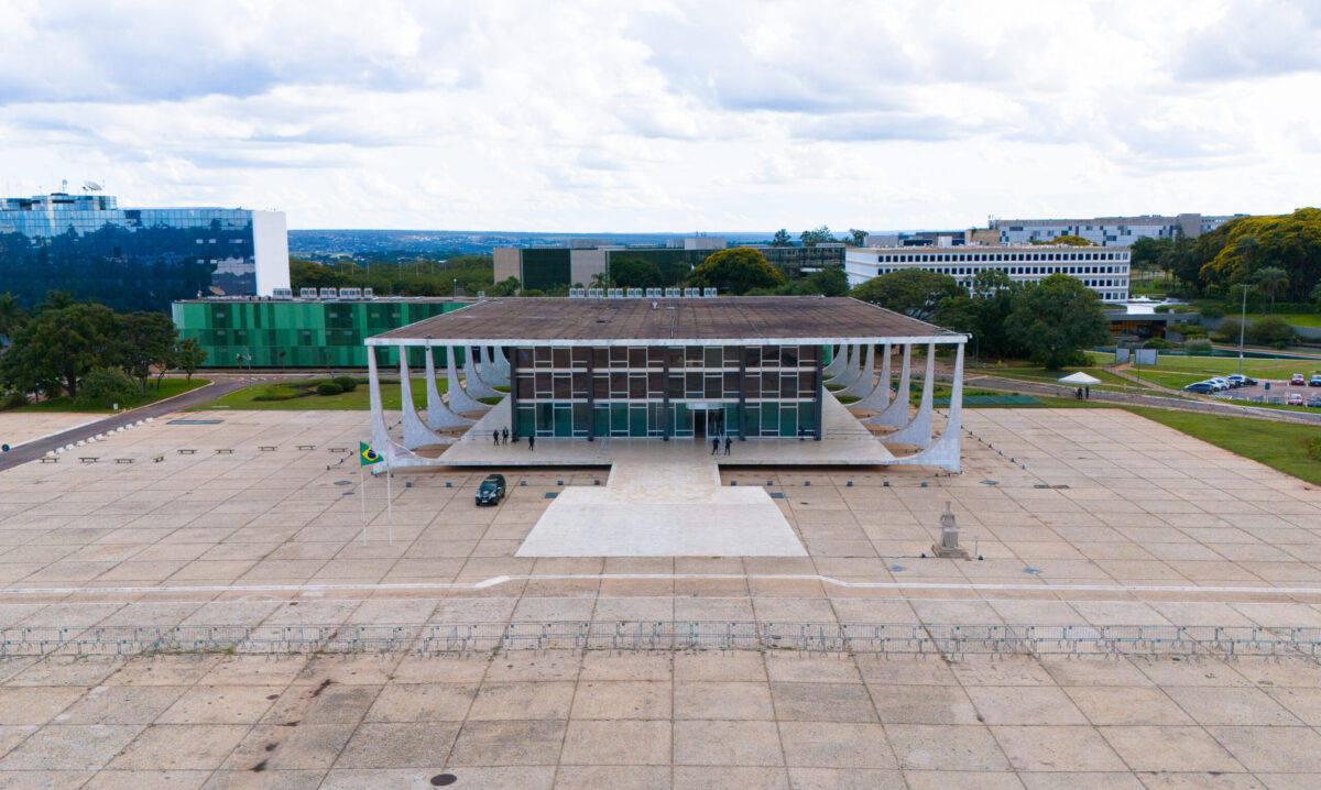 STF limita pagamento de verbas indenizatórias no Judiciário e no MP