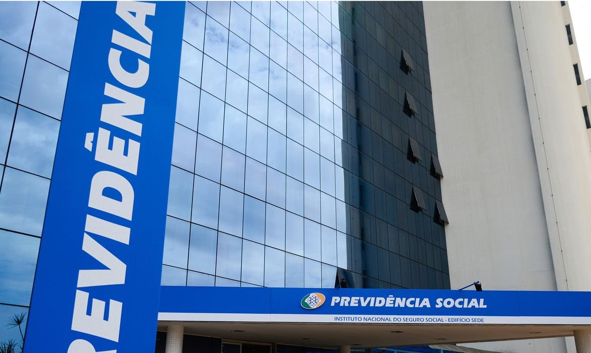 Quando vencer a deficiência vira uma dívida: o Estado que incentiva a autonomia e depois cobra por ela