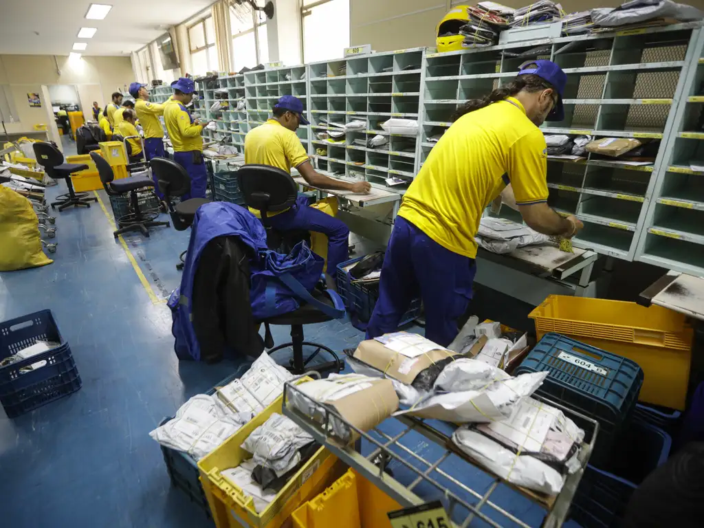 Estatais acumulam maior déficit primário da série histórica; Correios lideram rombo