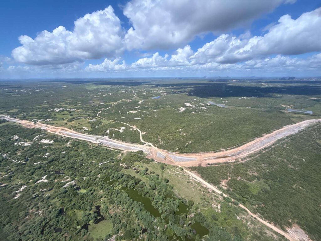 Obras da Transnordestina avançam com novo trecho entre Quixadá e Baturité; investimento é de R$ 1 bilhão