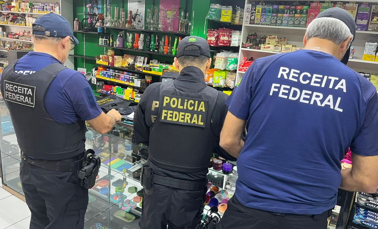 PF e Receita deflagram operação contra venda ilegal de cigarros eletrônicos e tabaco flavorizado no RN e CE