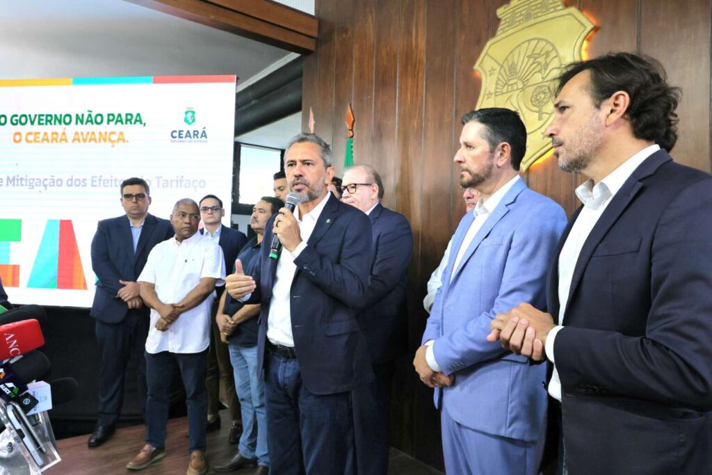 Ceará regulamenta pacote para mitigar “tarifaço” dos EUA; decreto prevê crédito fiscal, redução de encargos do FDI e subvenção