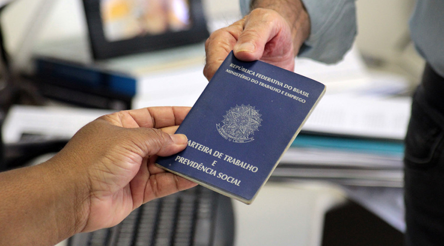 Desemprego cai a 5,8% no 2º trimestre, menor da série iniciada em 2012, diz IBGE