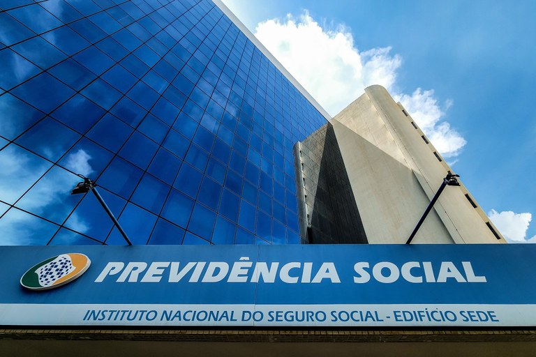 Mais de 143 mil aposentados e pensionistas do Ceará já foram ressarcidos por descontos indevidos no INSS