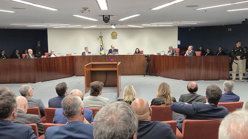 STF condena Bolsonaro, generais e ex-ministros por tentativa de golpe