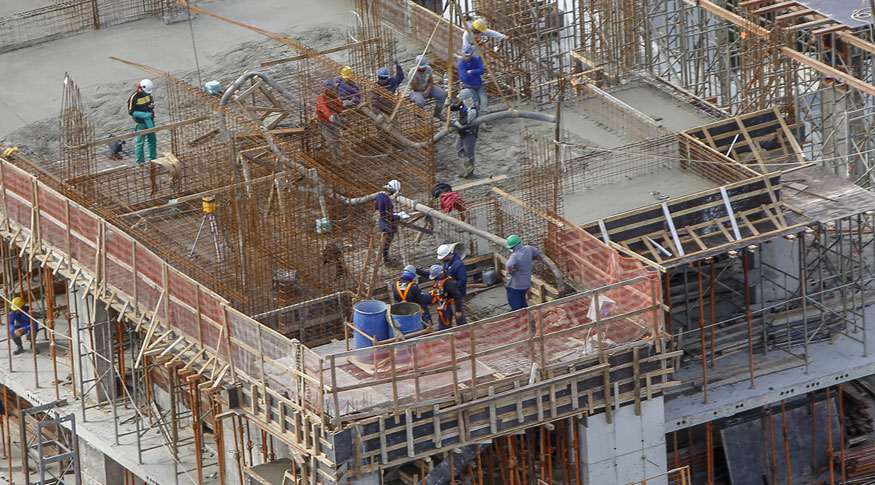 Custo da construção civil sobe 0,79% em agosto, segunda maior alta do ano, aponta IBGE