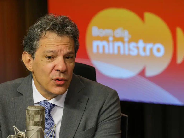 Haddad diz que juros estão altos demais e defende diálogo com o BC
