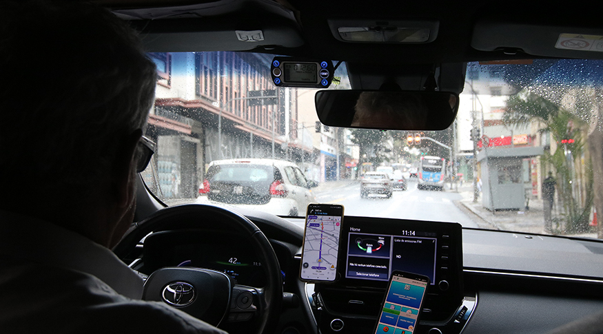 Número de trabalhadores por aplicativo cresce 25,4% em dois anos e ultrapassa 1,7 milhão no Brasil